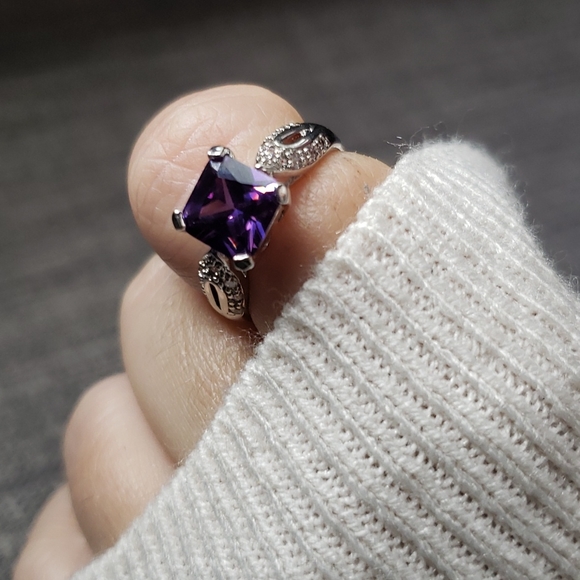 Amethyst Ring - Picture 4 of 5